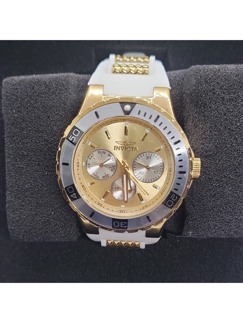 585 invicta bolt women's watch